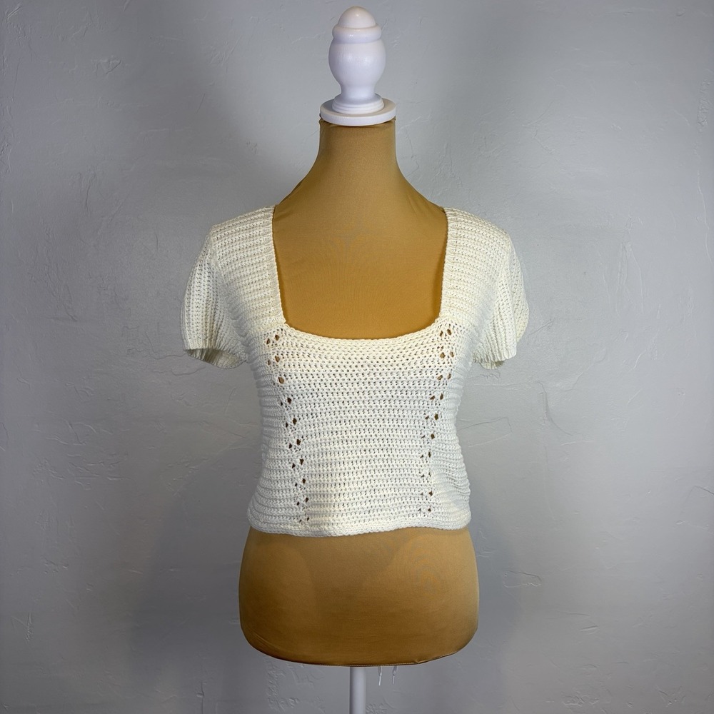 Double Zero Crochet Crop Top Size L Cream Tie Back Coquette Milkmaid Festival